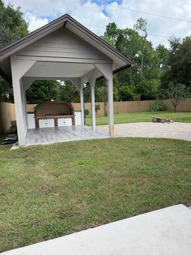 Building Photo - 4123 Lazy Hollow Ln N