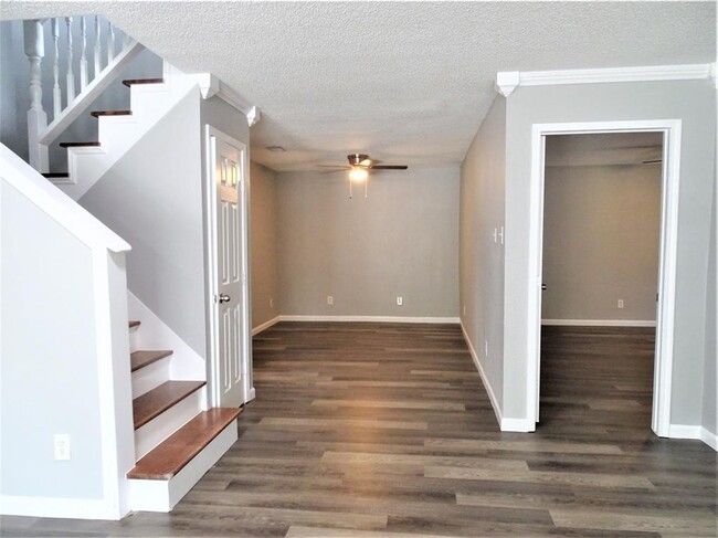 Building Photo - 22070 Flanagan Cir