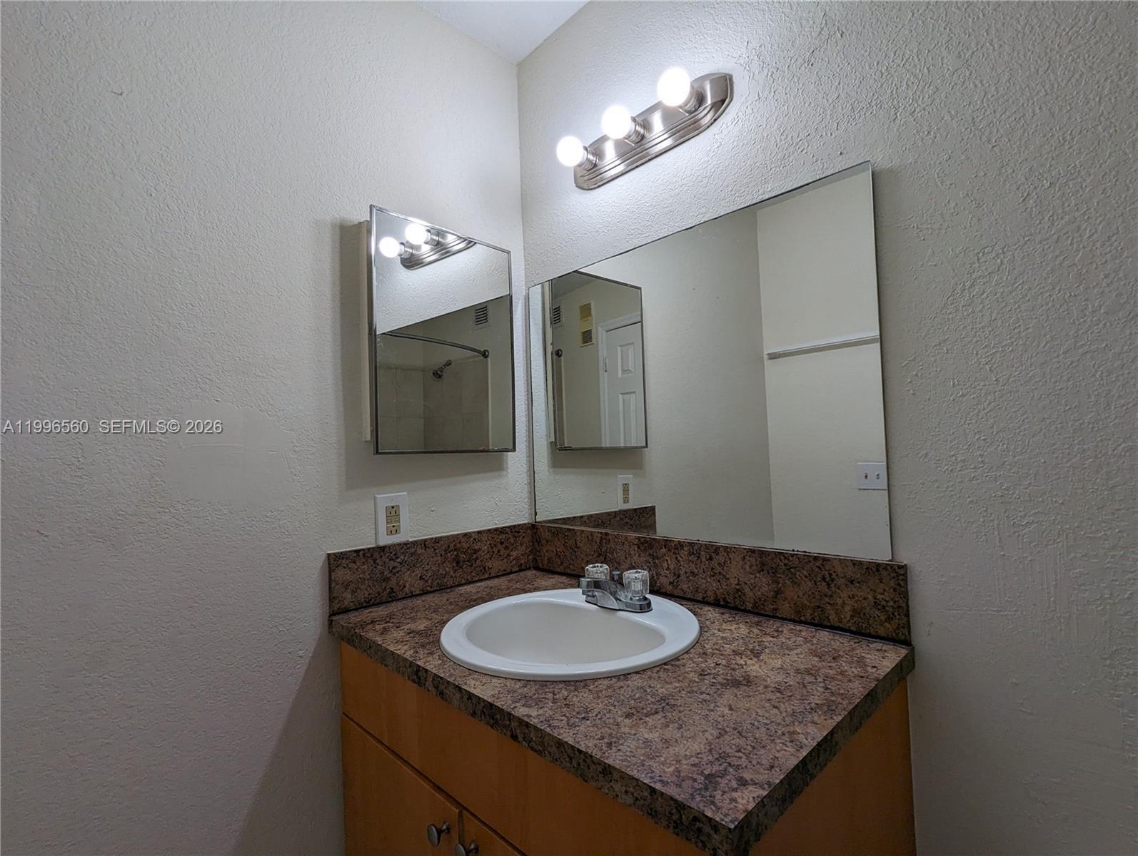 Building Photo - 3430 Pinewalk Dr N