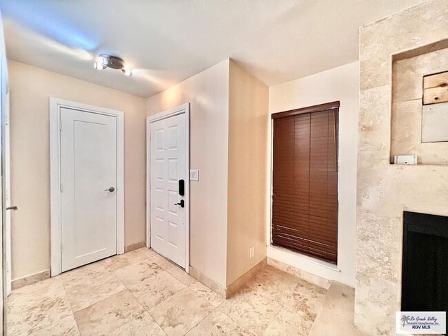 Building Photo - 2901 Central Blvd