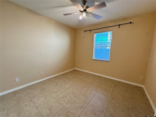 Building Photo - 10756 Breaking Rocks Dr