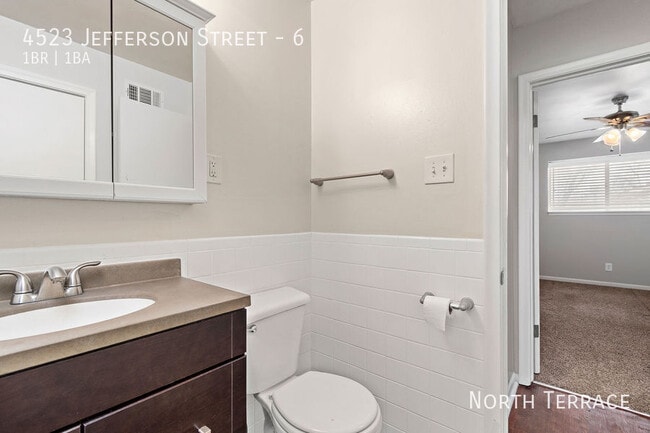 Building Photo - 4523 Jefferson St