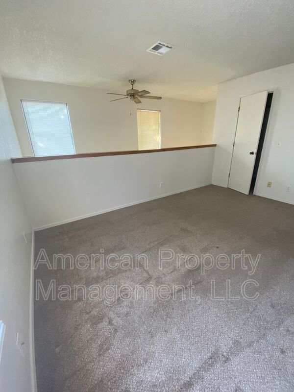 Building Photo - 2303 W Quantico St