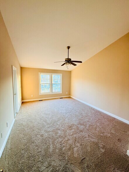 Building Photo - 8041 Trevor Pl