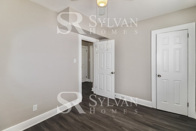 Building Photo - Living where You Love is Good for your Heart!