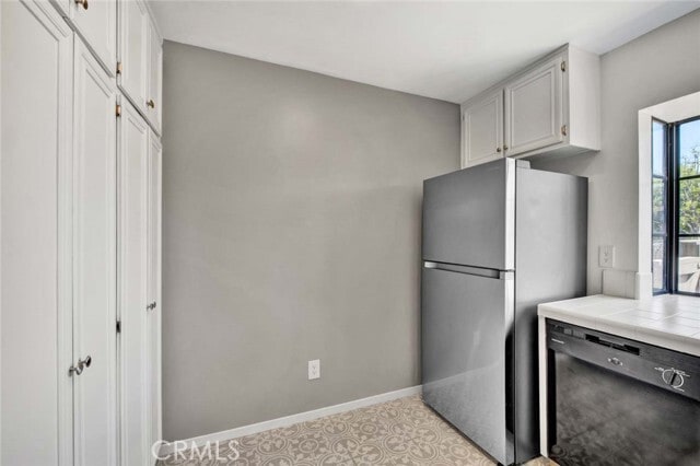 Building Photo - 14 Evening Breeze