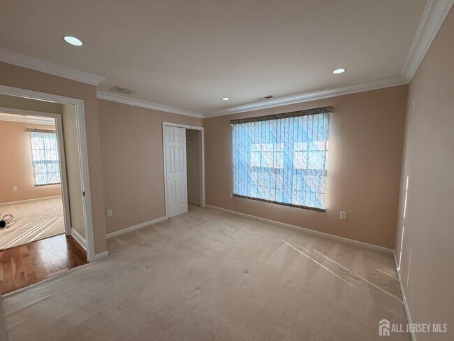 Building Photo - 87 Timberhill Dr