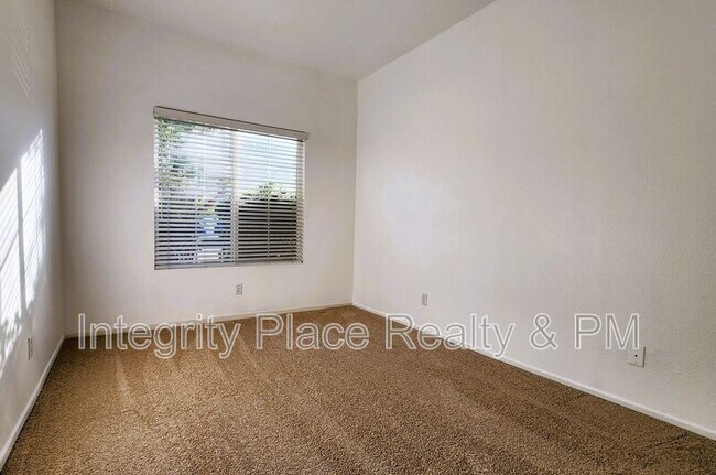 Building Photo - 29968 Rose Blossom Dr