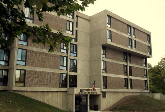 Primary Photo - Riverview Apartments