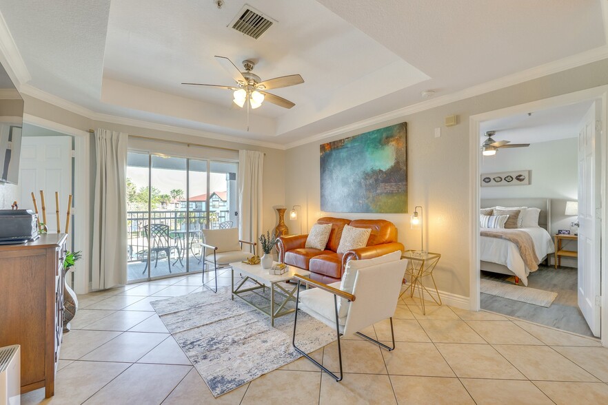 Building Photo - 3725 Castle Pines Ln