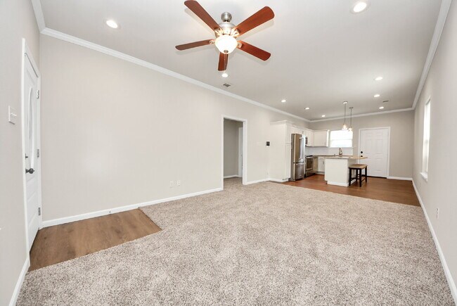 Building Photo - Renovated Houston Gem Near Downtown & the Medical Center