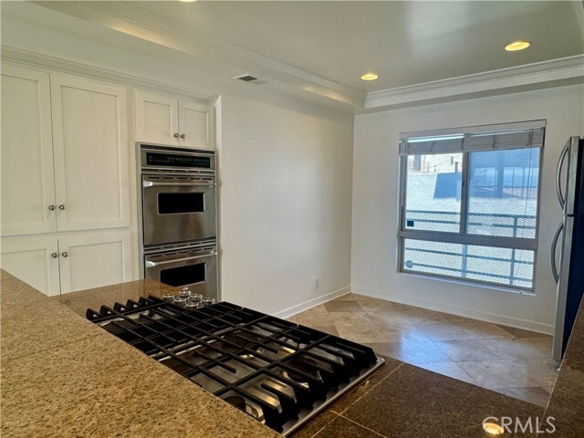 Building Photo - 715 3rd St