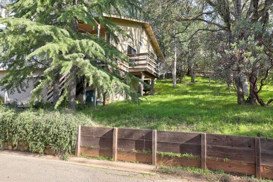 Building Photo - 2673 Arrow Ct