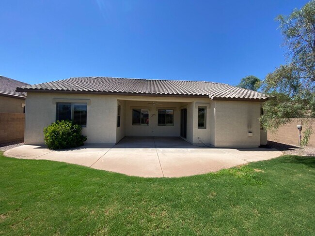 Building Photo - Dream Home in Power Ranch!