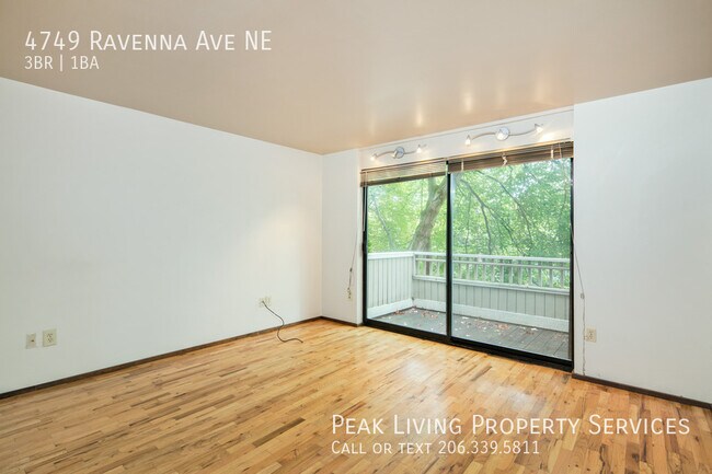 Building Photo - UW 3bed/1bth! FREE PARKING & LAUNDRY!