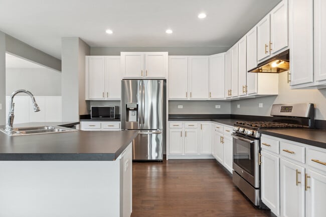 Building Photo - 12811 Conifer St