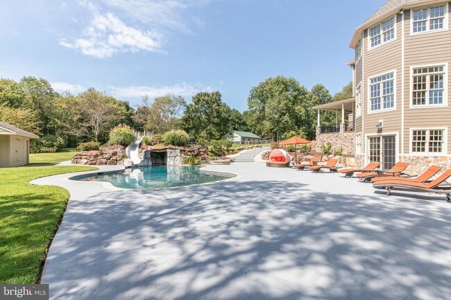 Building Photo - 2115 Pony Trail Dr