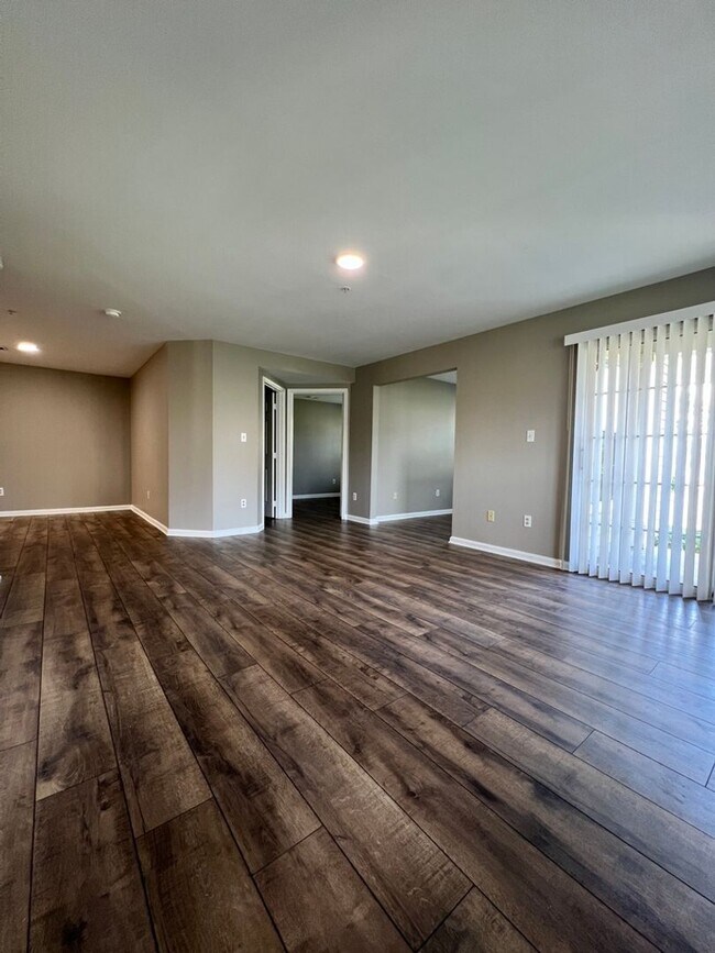 Building Photo - This 2-bedroom, 2-bathroom gem offers the ...