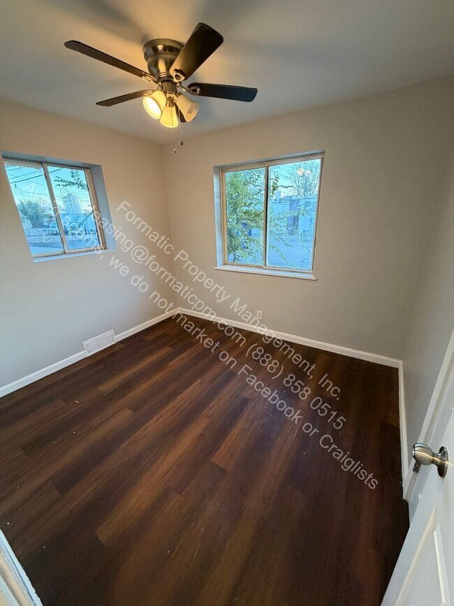 Building Photo - 1450 Elmira St