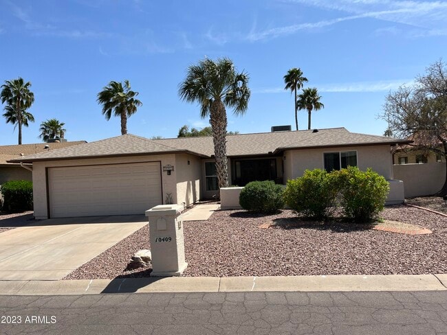 Primary Photo - 10409 E East Dr