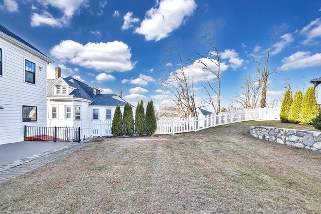 Building Photo - 54 Williams Ave