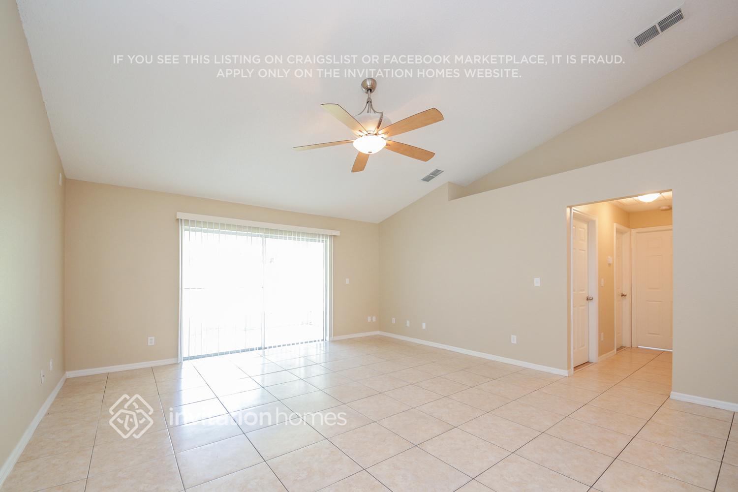 Building Photo - 1911 Summit Oaks Cir