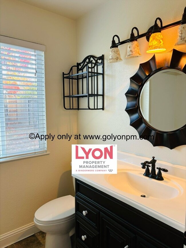 Building Photo - Coming Soon! Charming 2-bedroom, 2-bath Home with Modern Amenities and Ample Space!