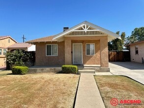 Building Photo - New Listing In Oildale!