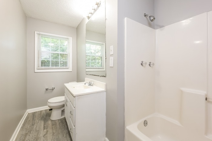 Building Photo - 1905 State Rd S-42-3392