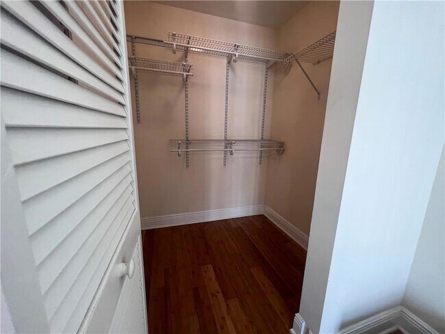 Building Photo - 7275 SW 90th St