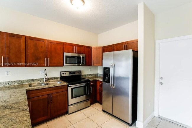 Building Photo - 14613 SW 181st Terrace