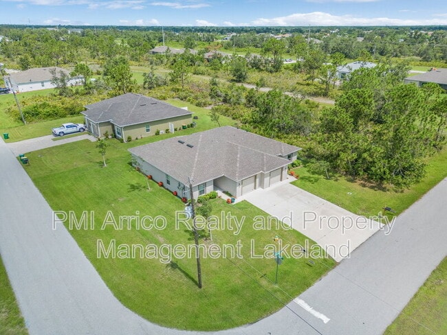 Building Photo - 1139 Indies Wy