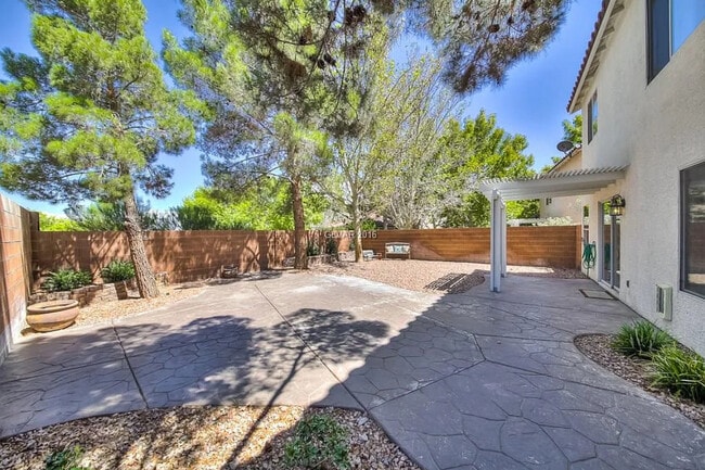 Building Photo - 3620 Shanagolden St