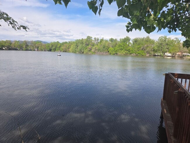 Building Photo - Charming 2 Bedroom Home in Prime Littleton Location