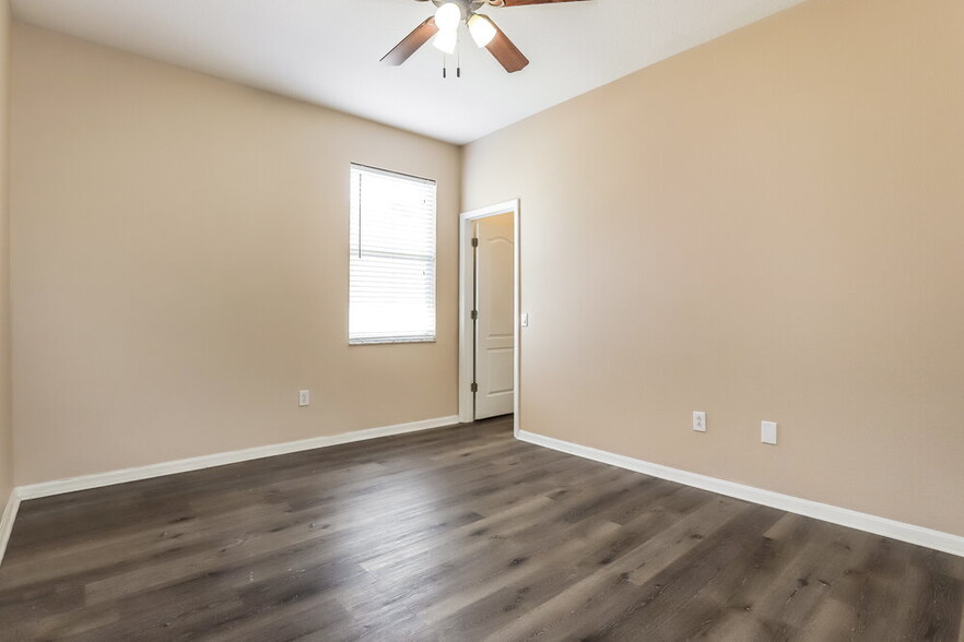 Building Photo - 25402 7 Rivers Cir