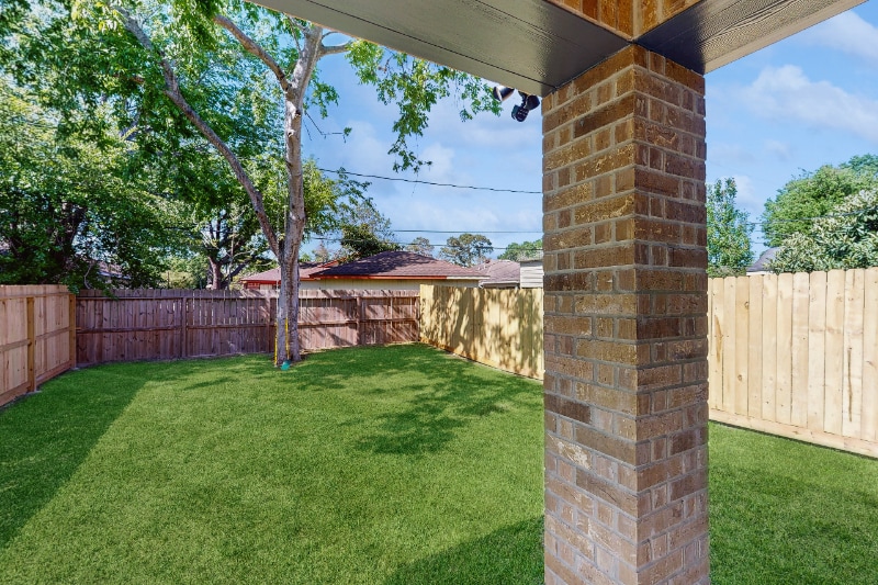 Building Photo - 7409 Red Robin Ln