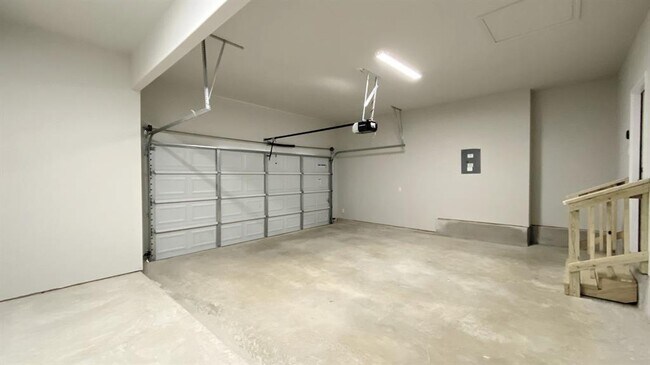 Building Photo - 3225 Starflower