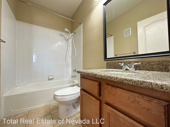 Building Photo - 2 br, 2 bath House - 1621 Queen Victoria S...