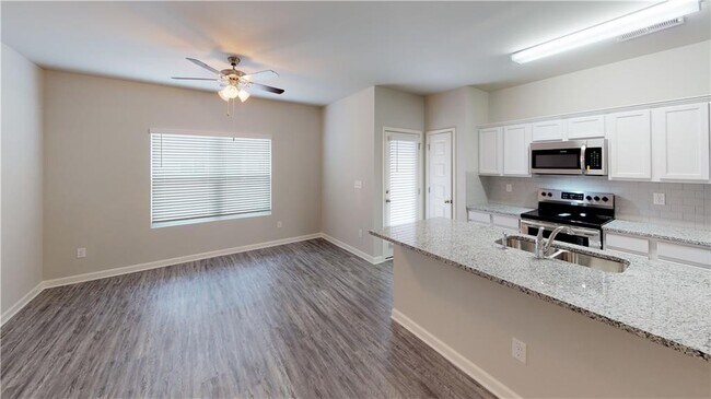 Building Photo - 4048 Kingsbrook Blvd