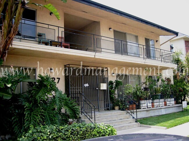 Building Photo - 1427 Amherst Ave