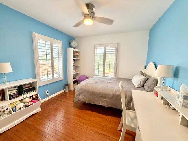 Building Photo - 6401 Travis Rd