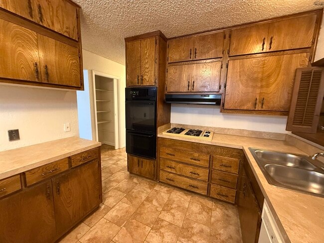 Building Photo - 4131 Moffett Ave