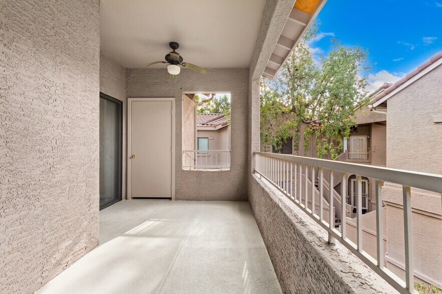 Building Photo - 15050 N Thompson Peak Pkwy