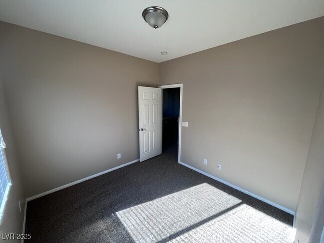 Building Photo - 8941 Mt Baker Ct