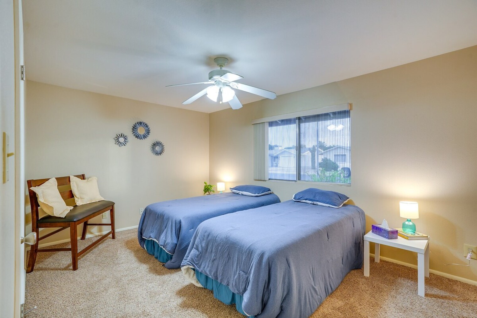 Building Photo - 11662 N Hacienda Dr