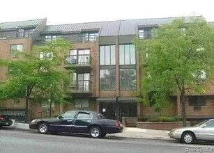 Building Photo - 55-12 Main St