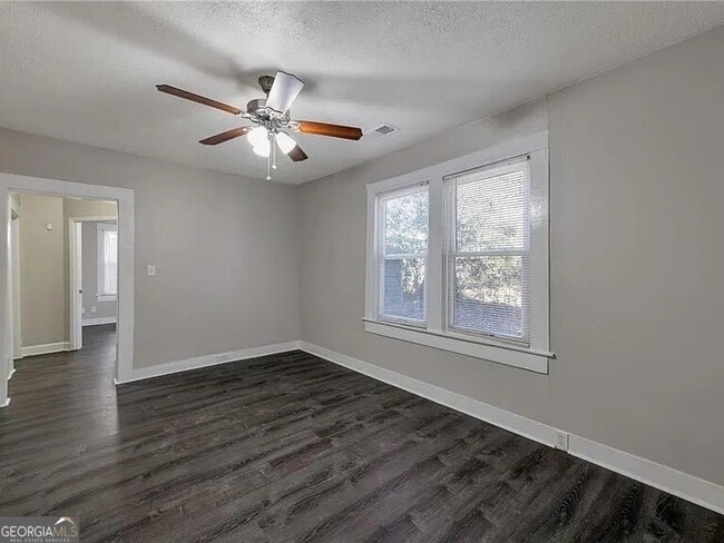 Building Photo - 1333 Womack Ave