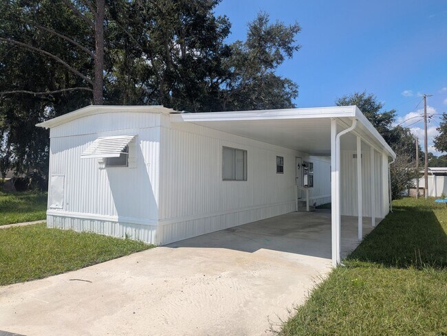 Primary Photo - 2 bedroom, 2 bath mobile home located in O...