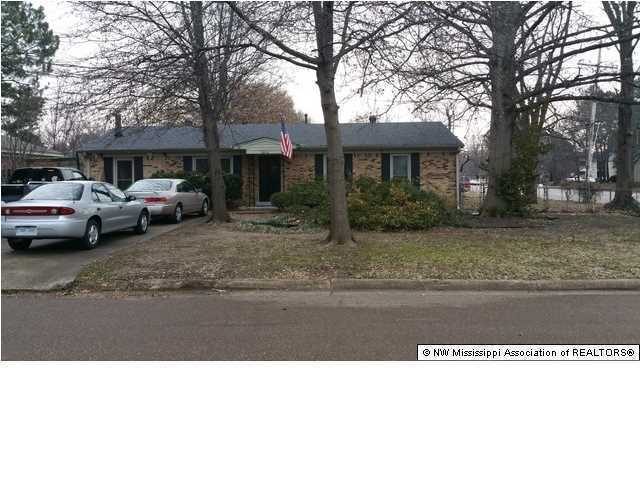 Primary Photo - SOUTHAVEN SCHOOLS, 4 BEDROOMS!
