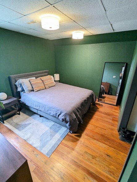 bedroom 2 - 2838 Vallejo St